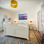 La Petite Maison *
