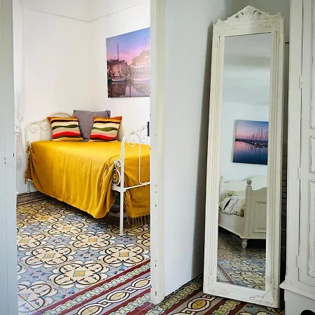 La Petite Maison Дом отдыха Марсейан
