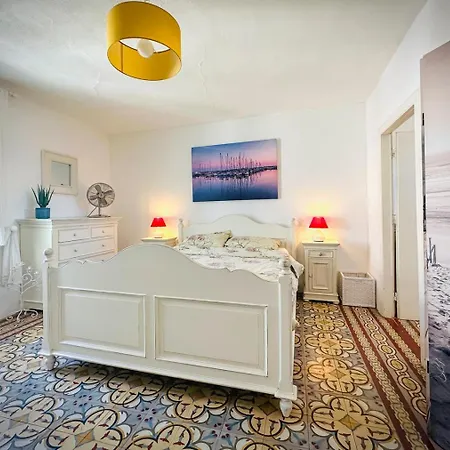 La Petite Maison *