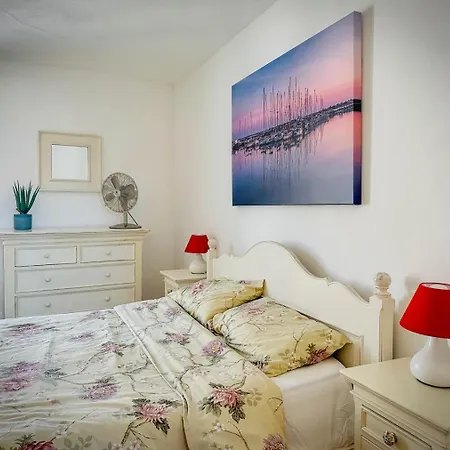 بيت للعطل La Petite Maison *